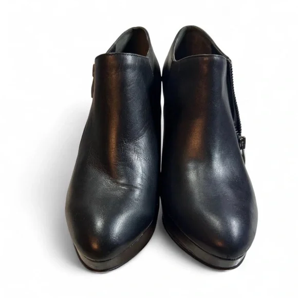 Franco Sarto Sheila Black Leather
Ankle Boot Elegant - Picture 3 of 8